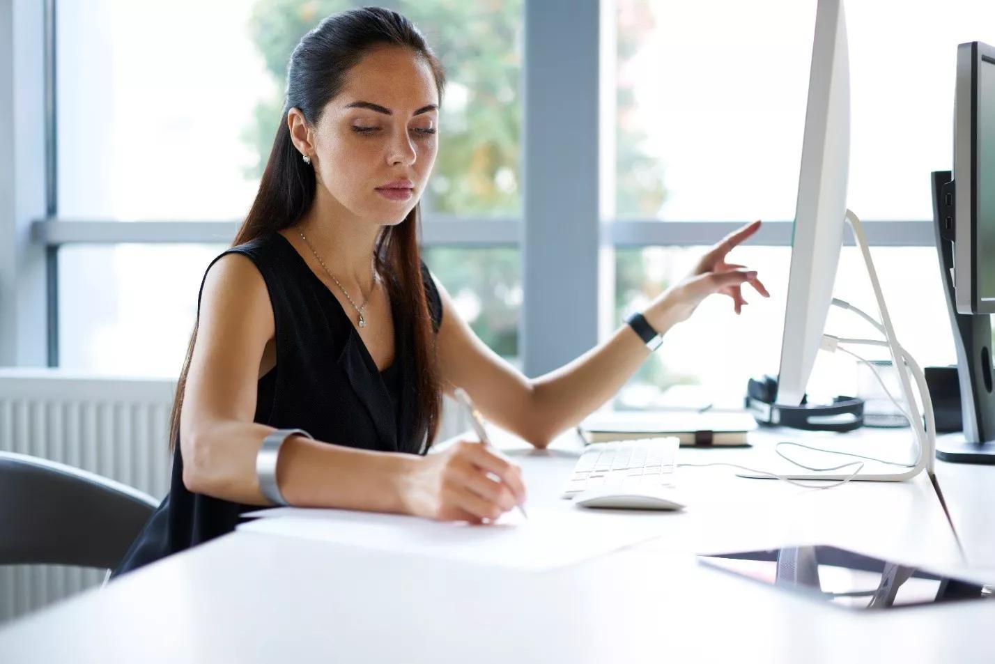 How to Instill a Culture of Learning Into Your Hybrid Workplace 